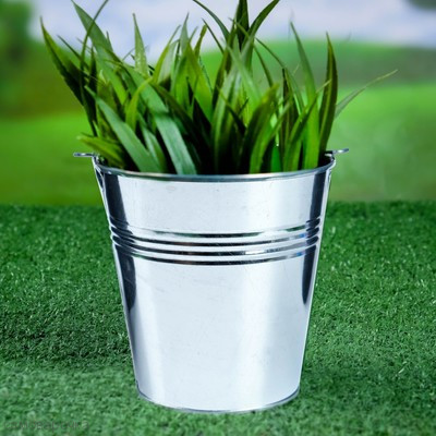 Кашпо Ведерко металл 10*9,5 см. Кашпо Ведерко металл 10*9,5 см.