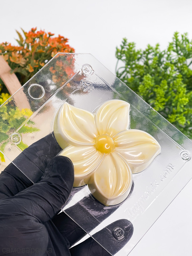 Цветок форма пластиковая для мыла и шоколада - Цветок форма пластиковая для мыла и шоколада -