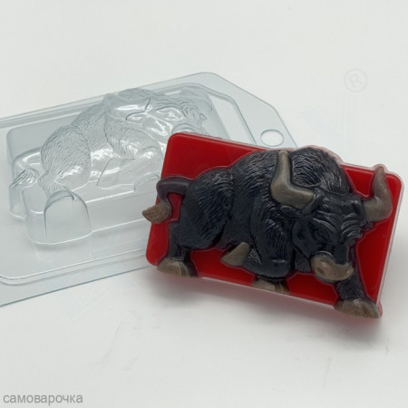 Бык бьет копытом Пластиковая форма Бык бьет копытом Пластиковая форма