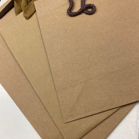 Пакет бумажный крафт с ручками Пакет бумажный крафт с ручками