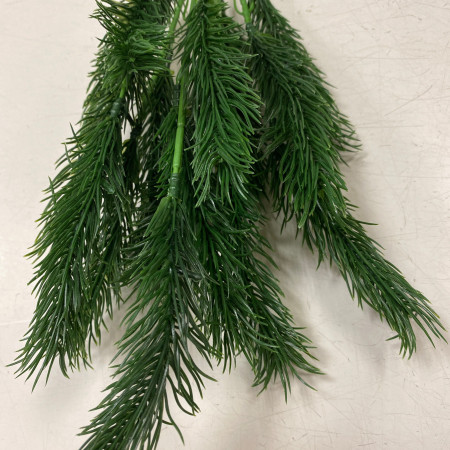 Еловая ветка Зелень искусственная