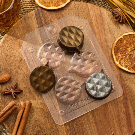 Шары плоские ромбик мини форма пластиковая для шокоалада и мыла Шары плоские ромбик мини форма пластиковая для шокоалада и мыла