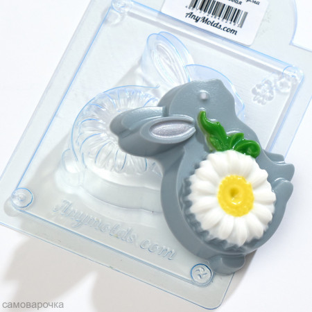 Зайка с цветком форма пластиковая Зайка с цветком форма пластиковая