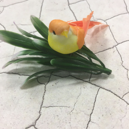 Птичка декоративная