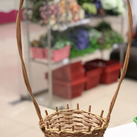 Корзина плетеная большая Корзина плетеная большая