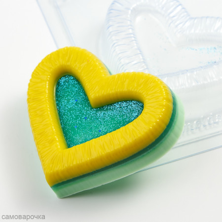 Сердце сквозное форма пластиковая