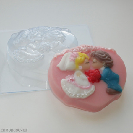Малыши-молодожены, форма для мыла пластиковая Малыши-молодожены, форма для мыла пластиковая