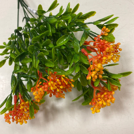 Букетик брусники оранжевый 5 веток искусственный Букетик брусники оранжевый 5 веток искусственный