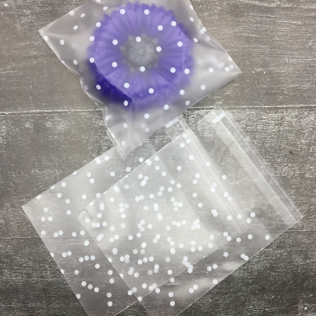 Мелкий горошек подарочный пакет