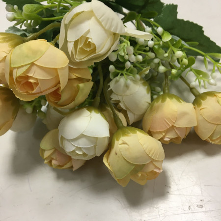 Ранункулюс ванильный цвет искусственный Ранункулюс ванильный цвет искусственный