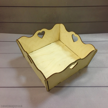 Кашпо трапеция с сердцем большое 17*17*8,5 см