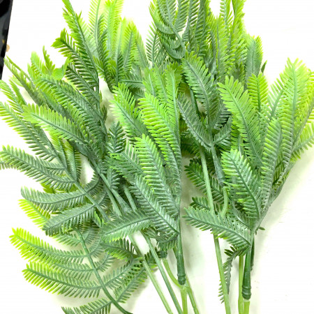 Лапник зелень искусственная Лапник зелень искусственная