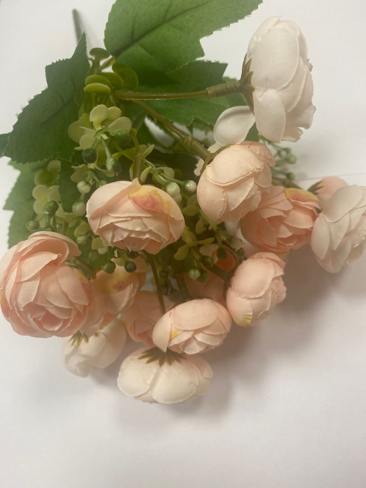 Ранункулюс цвет персиковый зелень искусственная - 