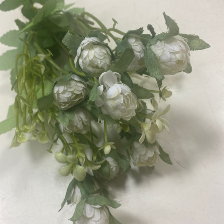 Розы букетные искусственные, цвет белый Розы букетные искусственные, цвет белый