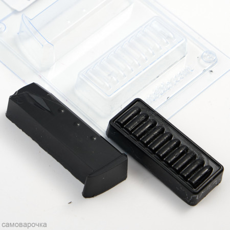 Обойма с пулями форма пластиковая Обойма с пулями форма пластиковая