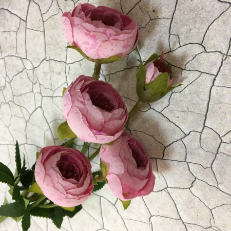 Ранункулюс розовый искуственный