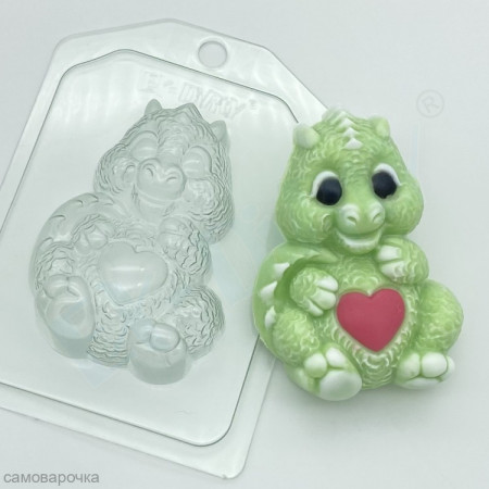 Дракон с пузиком-сердечком форма пластиковая Дракон с пузиком-сердечком форма пластиковая