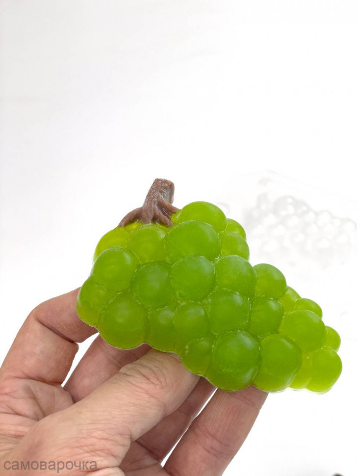 Гроздь винограда форма пластиковая для мыла и шоколада - Гроздь винограда форма пластиковая для мыла и шоколада -