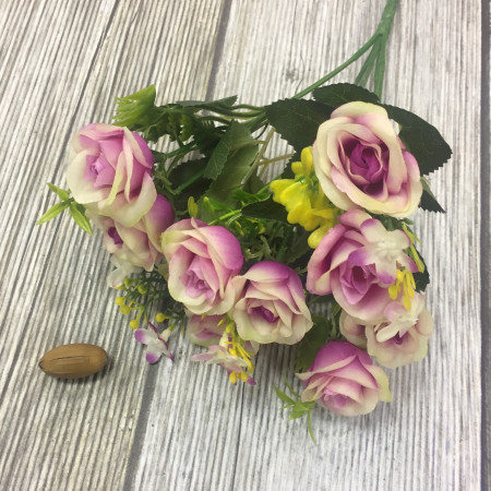 Розы фиолетовые искусственные