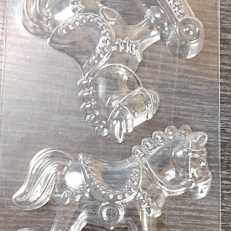 Шоколадная Лошадка-Качалка форма пластиковая 2 шт на форме