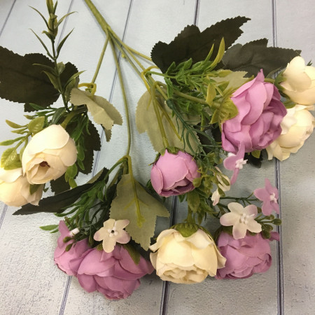 Ранункулюс волнистый сиренево-белый микс зелень искуственная